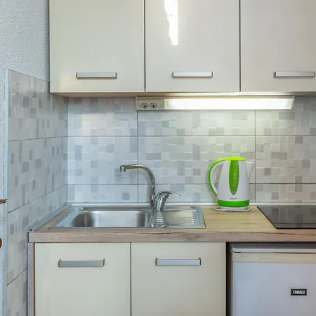 Ivka 3* Makarska