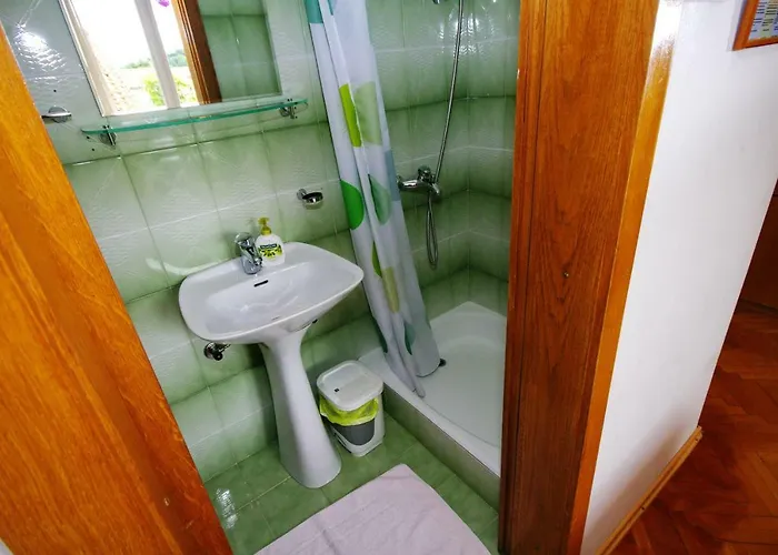 Ivka 3*