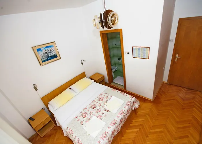 Guest house Ivka 3*